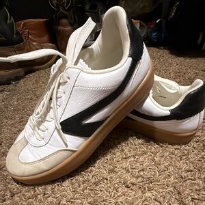 DV by Dolce Vita White and Black Sneakers